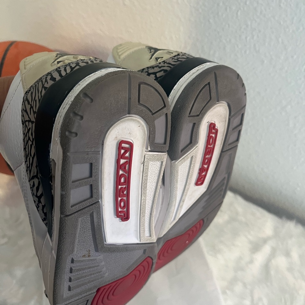 Jordan White and Black Athletic Shoes - Picture 6 of 12